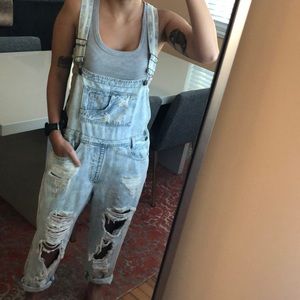 Carmar distresses overalls